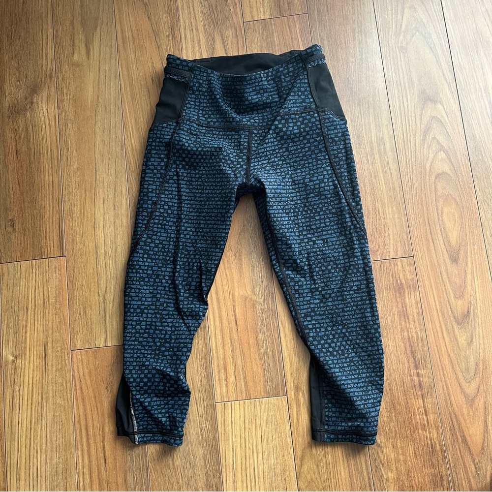 Lululemon crops